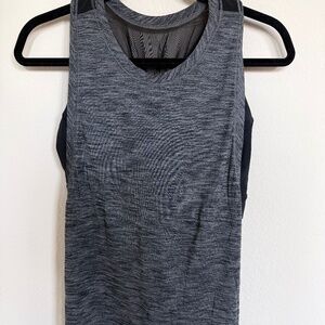 Lululemon Tank w/Bra
